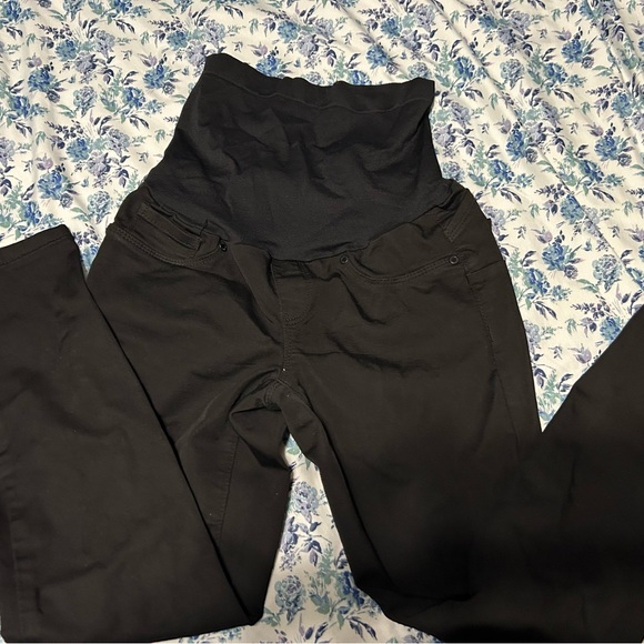 Maternity Jean - Picture 1 of 3